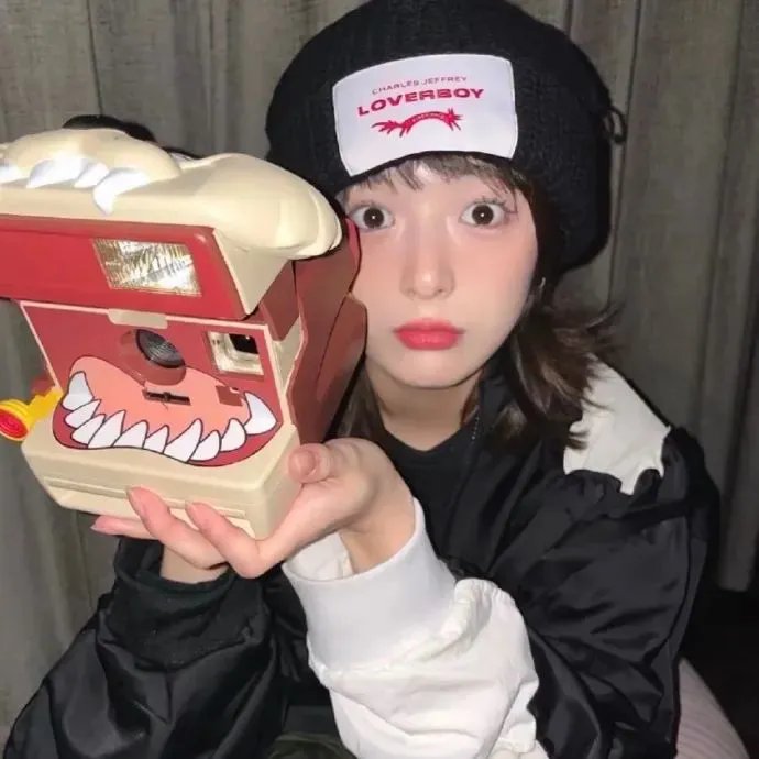 怪人怪事海报
